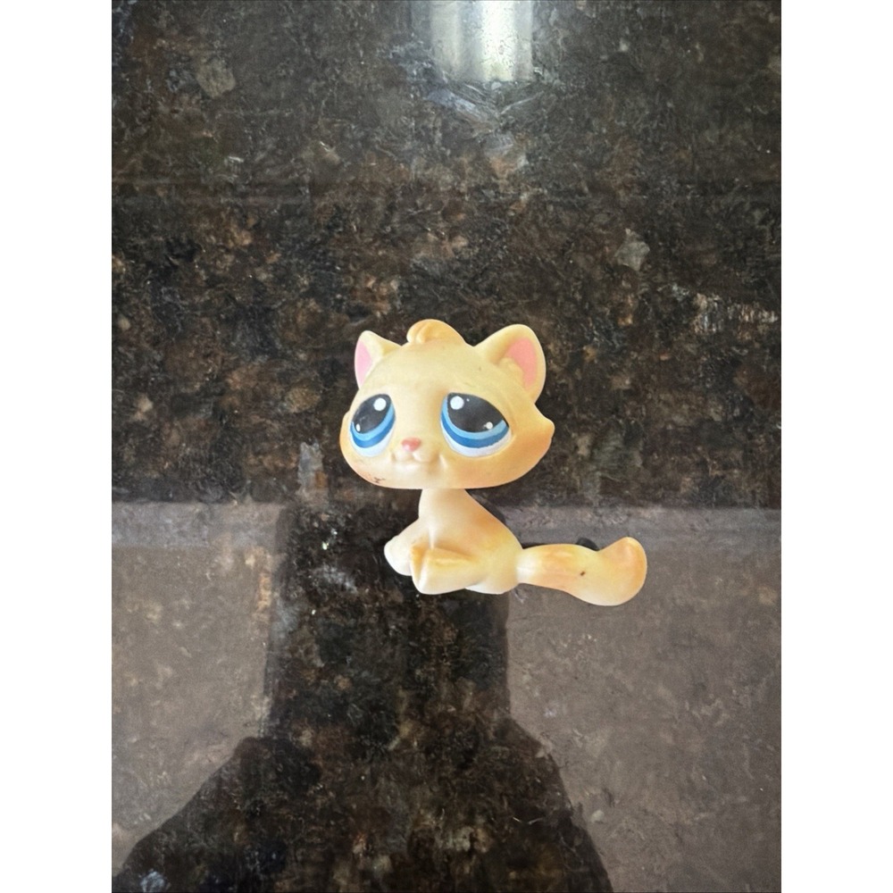 Littlest Pet Shop LPS Tabby Cat #122 Authentic Excellent Condition Kitten
